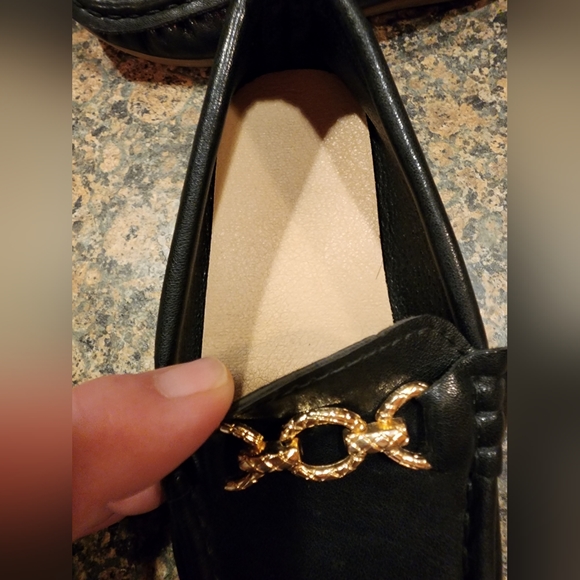 Toddler Black Leather Loafers, Size 27 - Picture 5 of 9